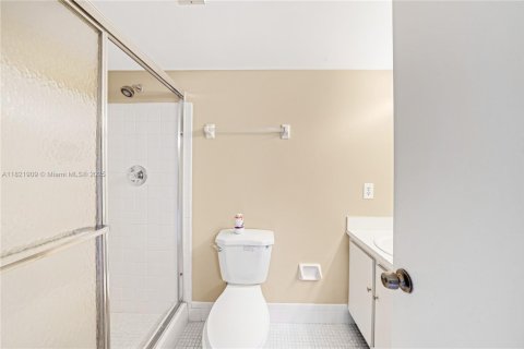 Condominio en venta en Tamarac, Florida, 2 dormitorios, 96.62 m2 № 1784008 - foto 20