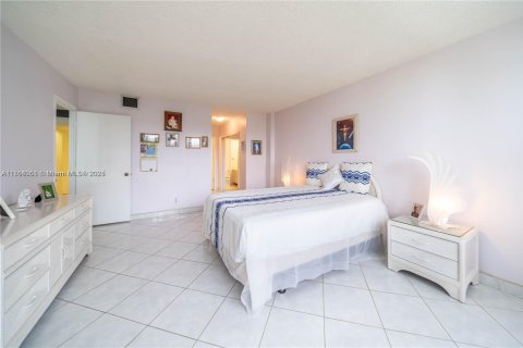 Copropriété à vendre à Hollywood, Floride: 1 chambre, 83.61 m2 № 1958846 - photo 19