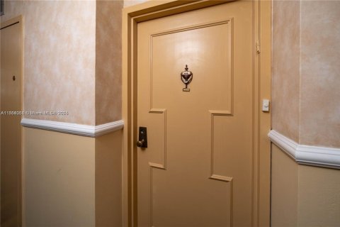 Copropriété à vendre à Hollywood, Floride: 1 chambre, 83.61 m2 № 1958846 - photo 10