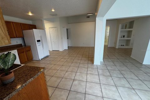 Villa ou maison à louer à Davenport, Floride: 3 chambres, 176.51 m2 № 1879325 - photo 11