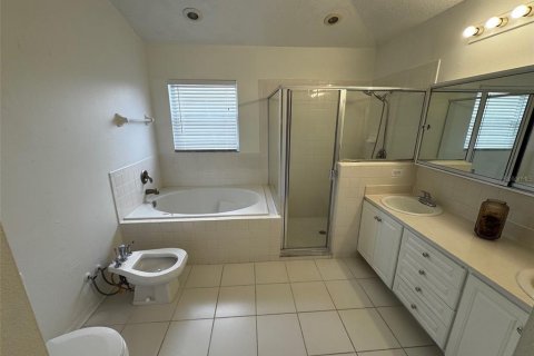 Villa ou maison à louer à Davenport, Floride: 3 chambres, 176.51 m2 № 1879325 - photo 9