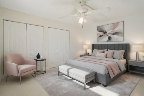 Condo in South Pasadena, Florida, 2 bedrooms № 2201382 - photo 12