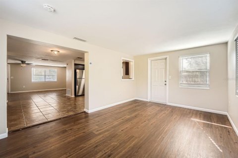 Casa en venta en New Port Richey, Florida, 2 dormitorios, 113.99 m2 № 1540271 - foto 4
