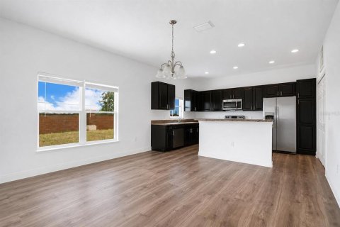 Villa ou maison à vendre à Winter Haven, Floride: 4 chambres, 174.1 m2 № 2312269 - photo 6