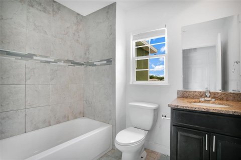 Villa ou maison à vendre à Winter Haven, Floride: 4 chambres, 174.1 m2 № 2312269 - photo 19