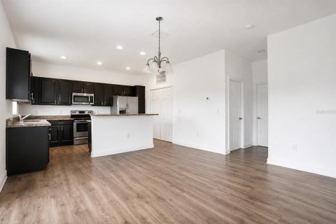 Villa ou maison à vendre à Winter Haven, Floride: 4 chambres, 174.1 m2 № 2312269 - photo 5