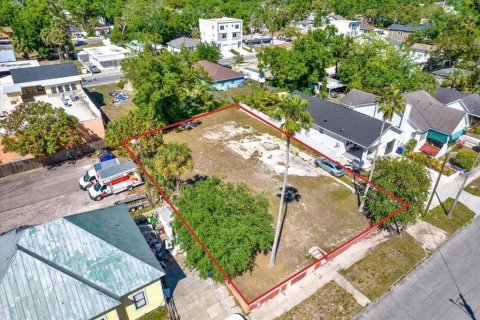 Land in Tampa, Florida № 2403595