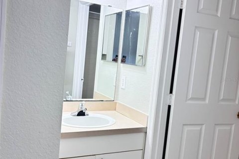 Condominio en alquiler en Orlando, Florida, 3 dormitorios, 124.12 m2 № 1909354 - foto 25