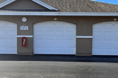 Condominio en alquiler en Orlando, Florida, 3 dormitorios, 124.12 m2 № 1909354 - foto 2