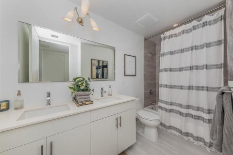 Condominio en venta en Sarasota, Florida, 1 dormitorio, 83.33 m2 № 1250250 - foto 21