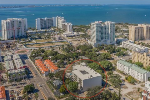 Condominio en venta en Sarasota, Florida, 1 dormitorio, 83.33 m2 № 1250250 - foto 2