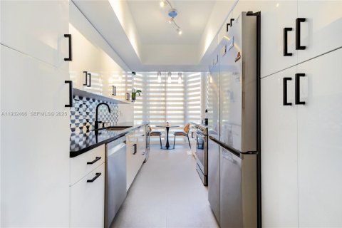 Купить кондоминиум в Авентура, Флорида 2 спальни, 140.28м2, № 1990865 - фото 12