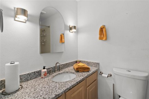 Condo in Lake Mary, Florida, 2 bedrooms № 2227840 - photo 10