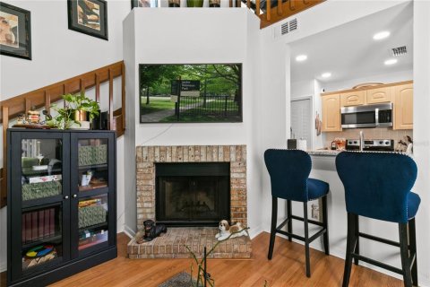 Condo in Lake Mary, Florida, 2 bedrooms № 2227840 - photo 3