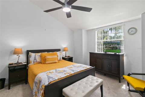 Condo in Lake Mary, Florida, 2 bedrooms № 2227840 - photo 14