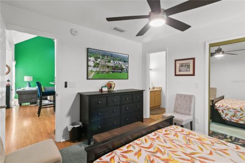Condo in Lake Mary, Florida, 2 bedrooms № 2227840 - photo 7