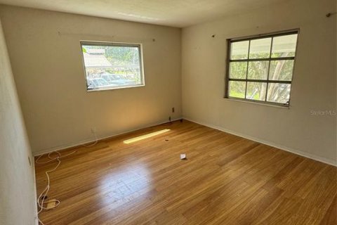 House in Seminole, Florida 2 bedrooms, 114.83 sq.m. № 1788086 - photo 9