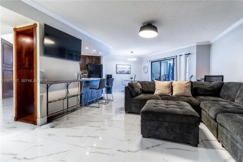 Condo in Plantation, Florida, 2 bedrooms № 2033941