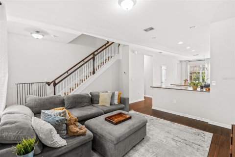 Townhouse in Windermere, Florida 3 bedrooms, 147.16 sq.m. № 1802211 - photo 7