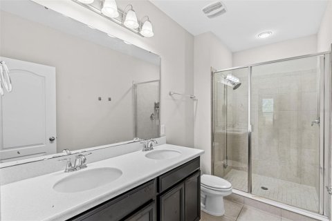 Townhouse in Windermere, Florida 3 bedrooms, 147.16 sq.m. № 1802211 - photo 21