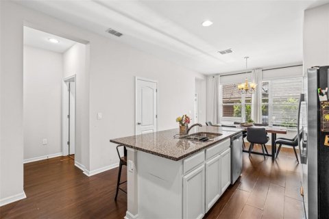 Townhouse in Windermere, Florida 3 bedrooms, 147.16 sq.m. № 1802211 - photo 13