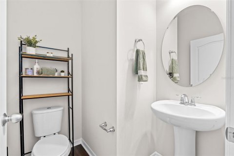Townhouse in Windermere, Florida 3 bedrooms, 147.16 sq.m. № 1802211 - photo 8