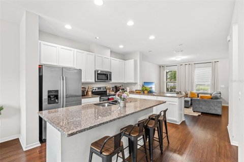 Townhouse in Windermere, Florida 3 bedrooms, 147.16 sq.m. № 1802211 - photo 11