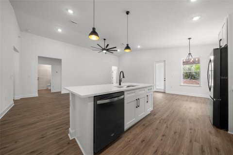 Villa ou maison à vendre à Spring Hill, Floride: 4 chambres, 191.47 m2 № 2259363 - photo 16