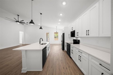 Villa ou maison à vendre à Spring Hill, Floride: 4 chambres, 191.47 m2 № 2259363 - photo 19