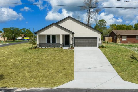 Villa ou maison à vendre à Spring Hill, Floride: 4 chambres, 191.47 m2 № 2259363 - photo 2