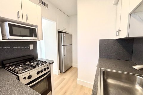 Copropriété à louer à Miami Beach, Floride: 1 chambre, 46.45 m2 № 1845565 - photo 7