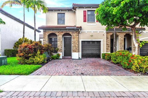 Touwnhouse à Homestead, Floride 4 chambres, 161.28 m2 № 2357027