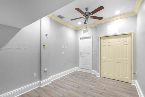 Touwnhouse à louer à Homestead, Floride: 4 chambres, 161.28 m2 № 2357027 - photo 11