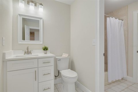 Casa en venta en New Port Richey, Florida, 3 dormitorios, 211.63 m2 № 1912716 - foto 30