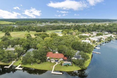 Casa en venta en Jacksonville, Florida, 6 dormitorios, 490.25 m2 № 770351 - foto 1