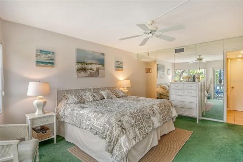 Condo in Sarasota, Florida, 1 bedroom  № 1205496 - photo 24