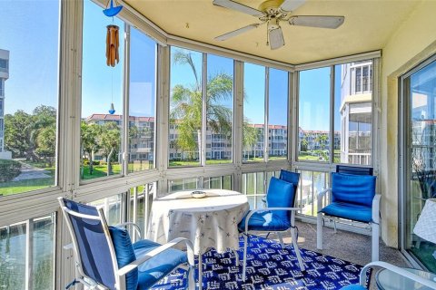 Condo in Sarasota, Florida, 1 bedroom  № 1205496 - photo 16