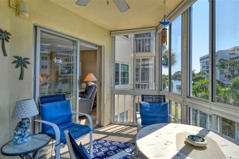 Condo in Sarasota, Florida, 1 bedroom  № 1205496 - photo 20
