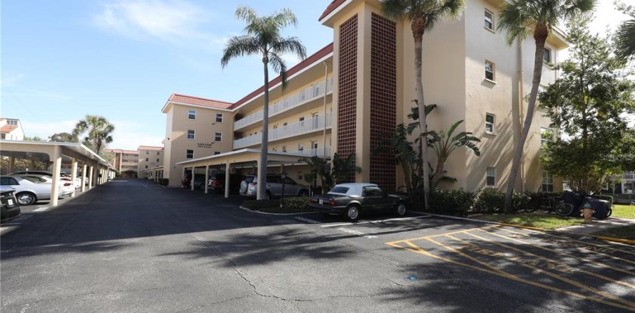 Condo in Sarasota, Florida, 1 bedroom № 1205496