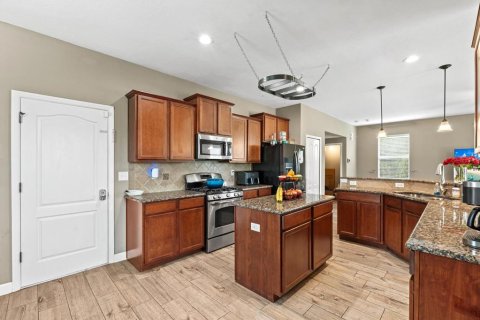 House in Sarasota, Florida 4 bedrooms, 215.9 sq.m. № 1909779 - photo 7