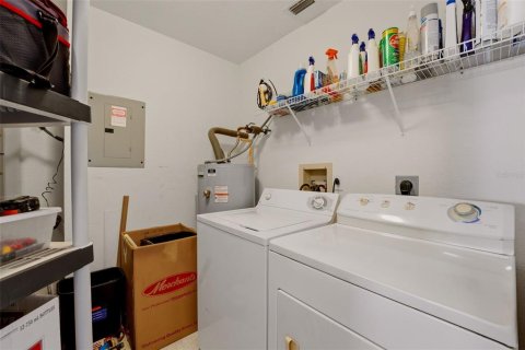 Copropriété à vendre à North Port, Floride: 3 chambres, 138.33 m2 № 2094455 - photo 23