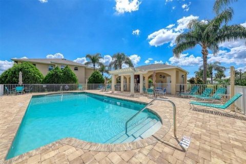 Copropriété à vendre à North Port, Floride: 3 chambres, 138.33 m2 № 2094455 - photo 3