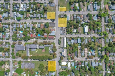 Terrain à vendre à Miami, Floride № 2065256 - photo 3