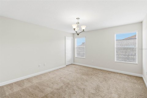 House in STOREY LAKE in Kissimmee, Florida 5 bedrooms, 358.88 sq.m. № 2393776 - photo 27
