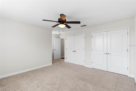House in STOREY LAKE in Kissimmee, Florida 5 bedrooms, 358.88 sq.m. № 2393776 - photo 24