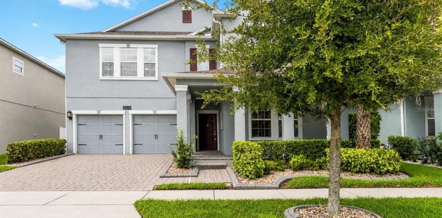 House in STOREY LAKE in Kissimmee, Florida 5 bedrooms, 358.88 sq.m. № 2393776