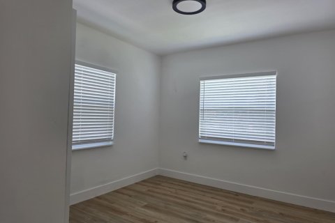Купить виллу или дом в Майами, Флорида 3 комнаты, 135.54м2, № 2085251 - фото 12