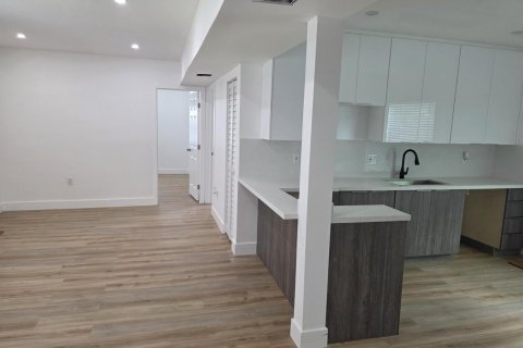 Купить виллу или дом в Майами, Флорида 3 комнаты, 135.54м2, № 2085251 - фото 6
