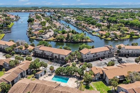Condo à Tampa, Floride, 1 chambre  № 2358821