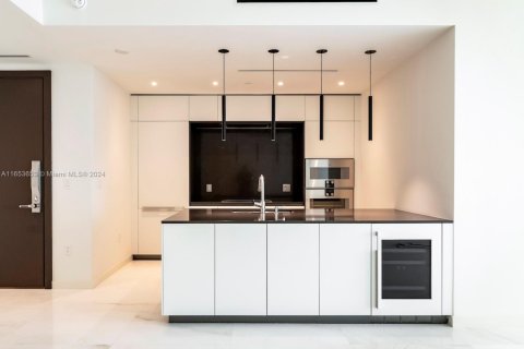 Condominio en venta en Miami, Florida, 2 dormitorios, 136.94 m2 № 1812141 - foto 11